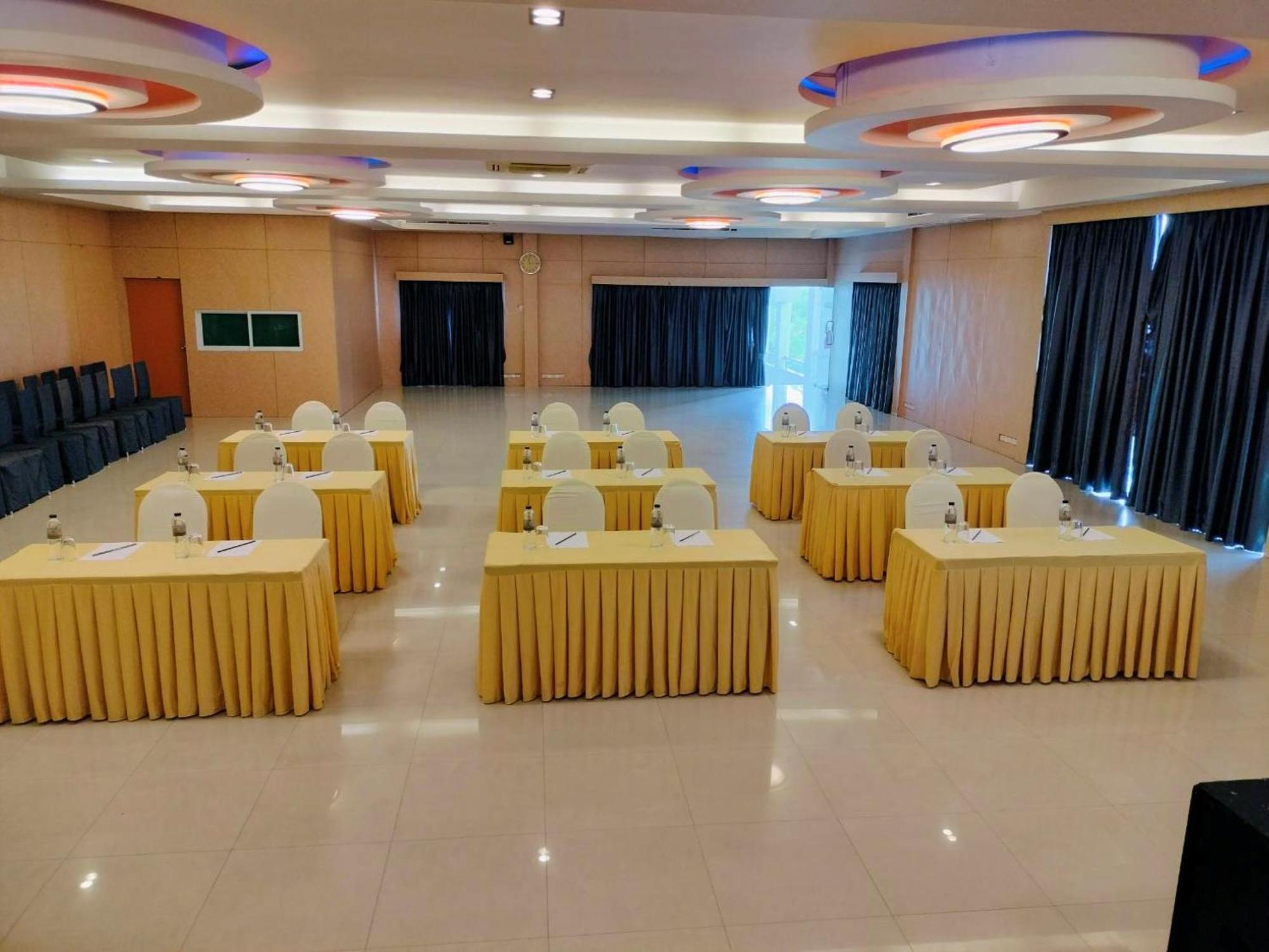 Dragon Beach Resort , Jomtien Beach Pattaya Dış mekan fotoğraf