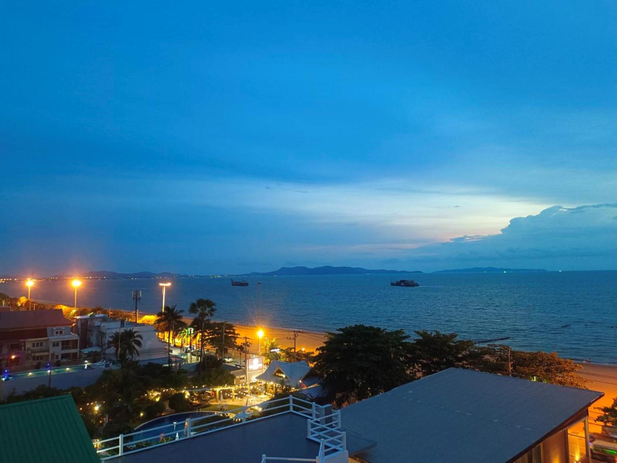 Dragon Beach Resort , Jomtien Beach Pattaya Dış mekan fotoğraf